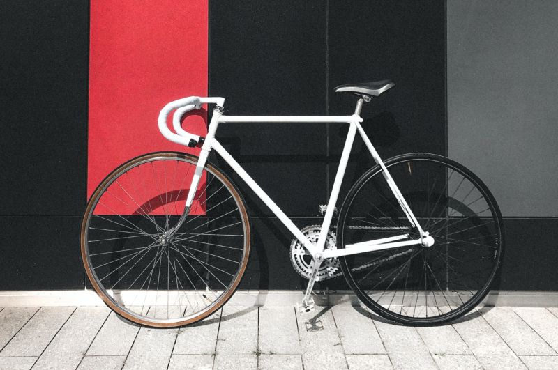 Cestna električna kolesa za vse starosti