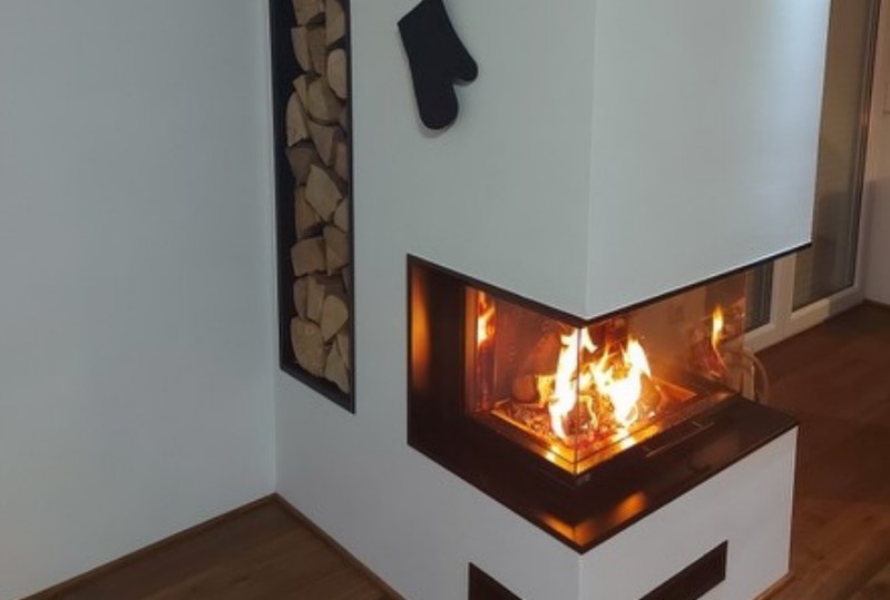 Kamin ustvari toplo vzdušje v vašem domu